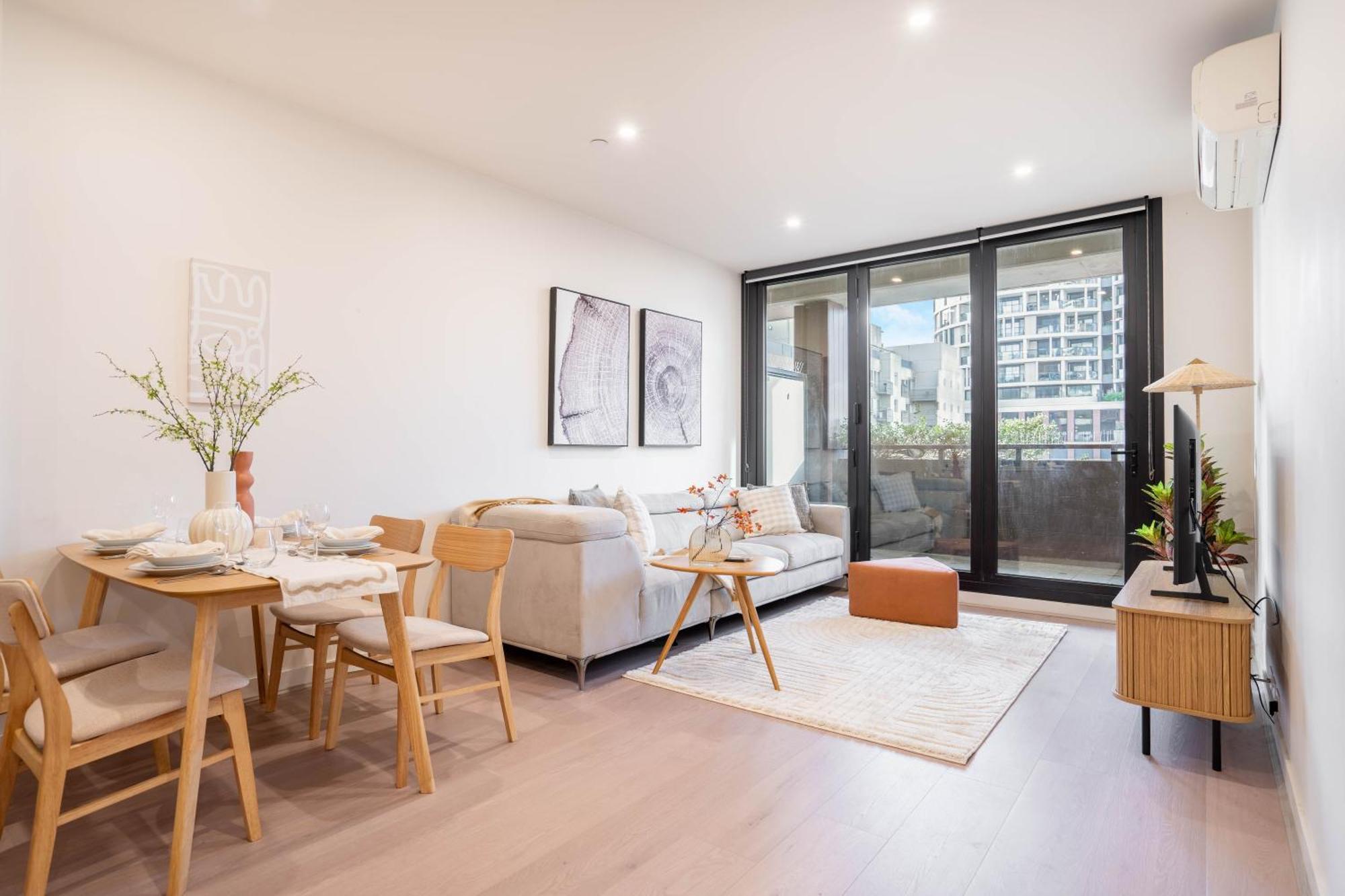 Unparalleled Convenience 2br Free Parking #eq07 Apartment Melbourne