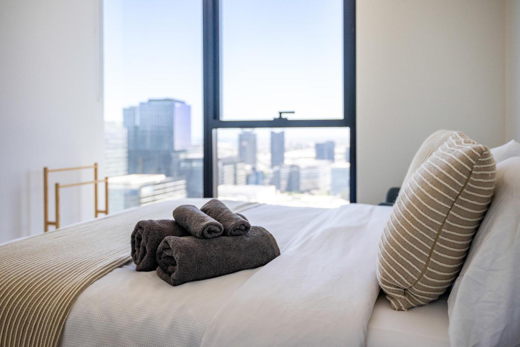 Puddings Panoramic Luxury Sea View Mel Cbd Apartment