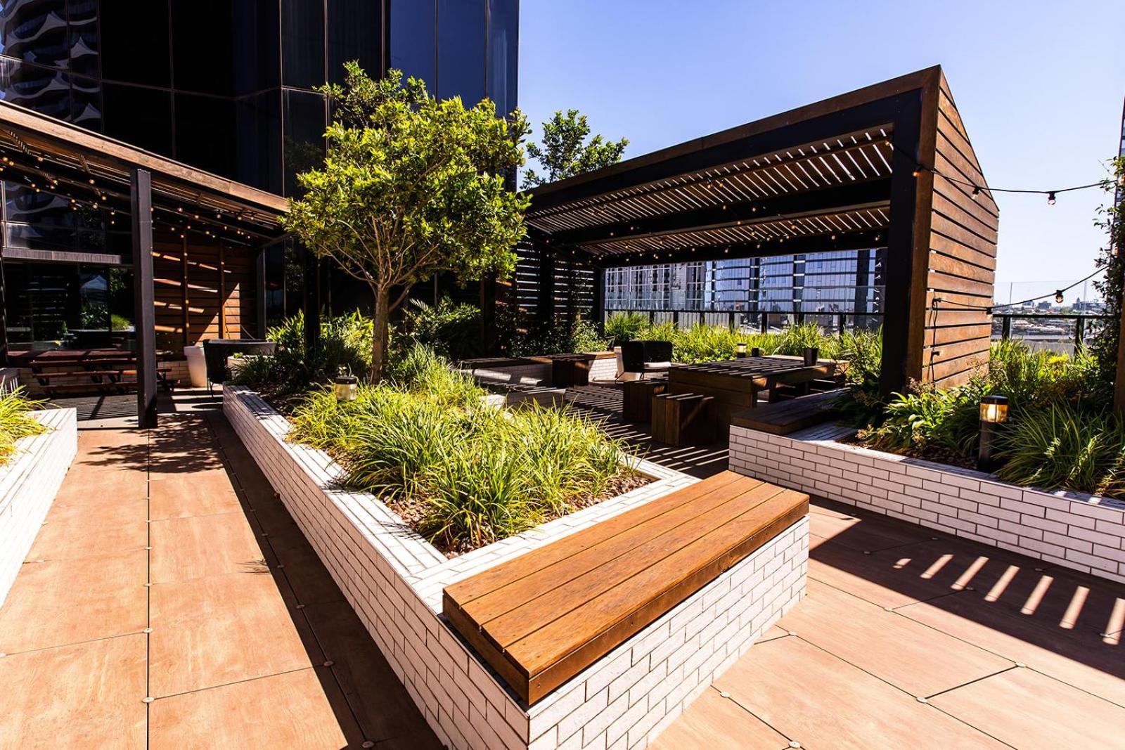Pearl Waterfront Docklands Apartment