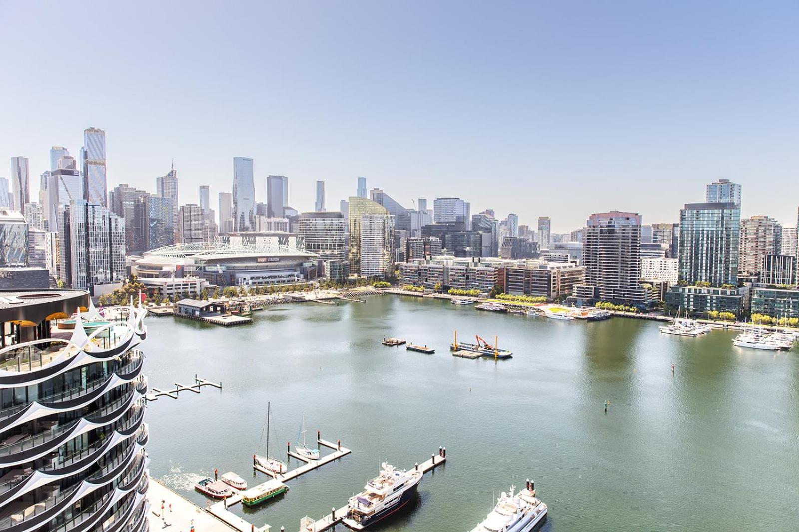 Apartment Pearl Waterfront Docklands Melbourne