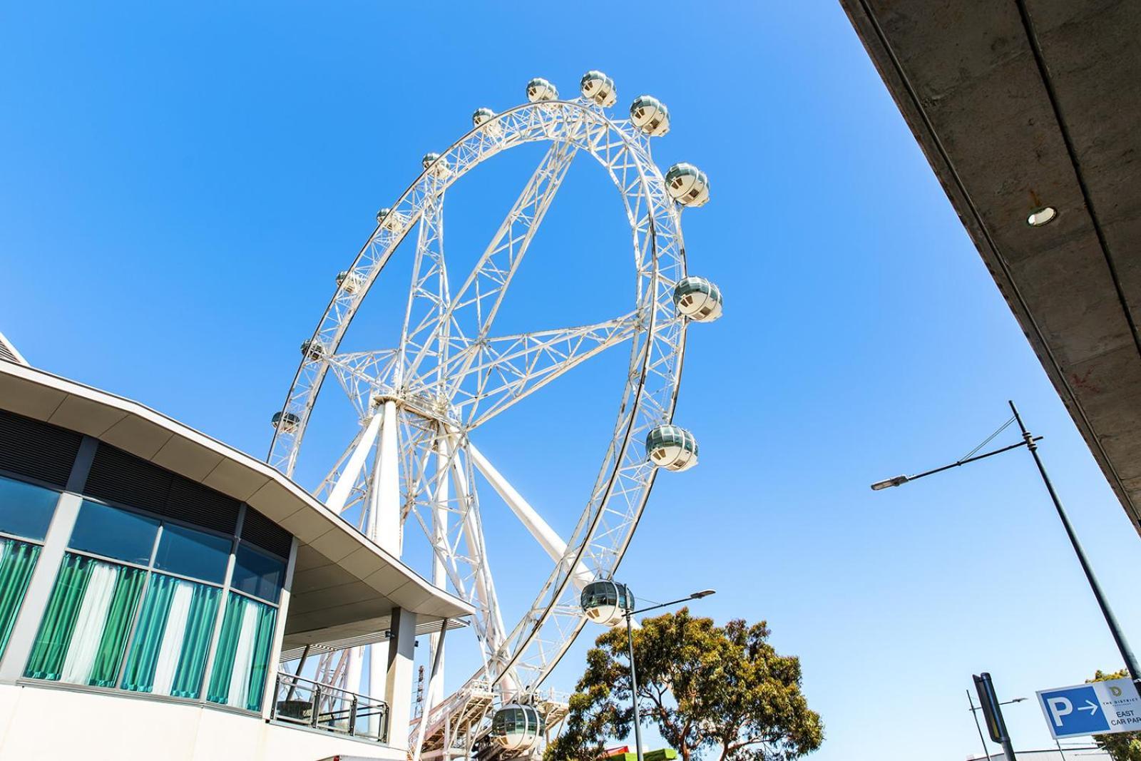 Apartment Pearl Waterfront Docklands Melbourne