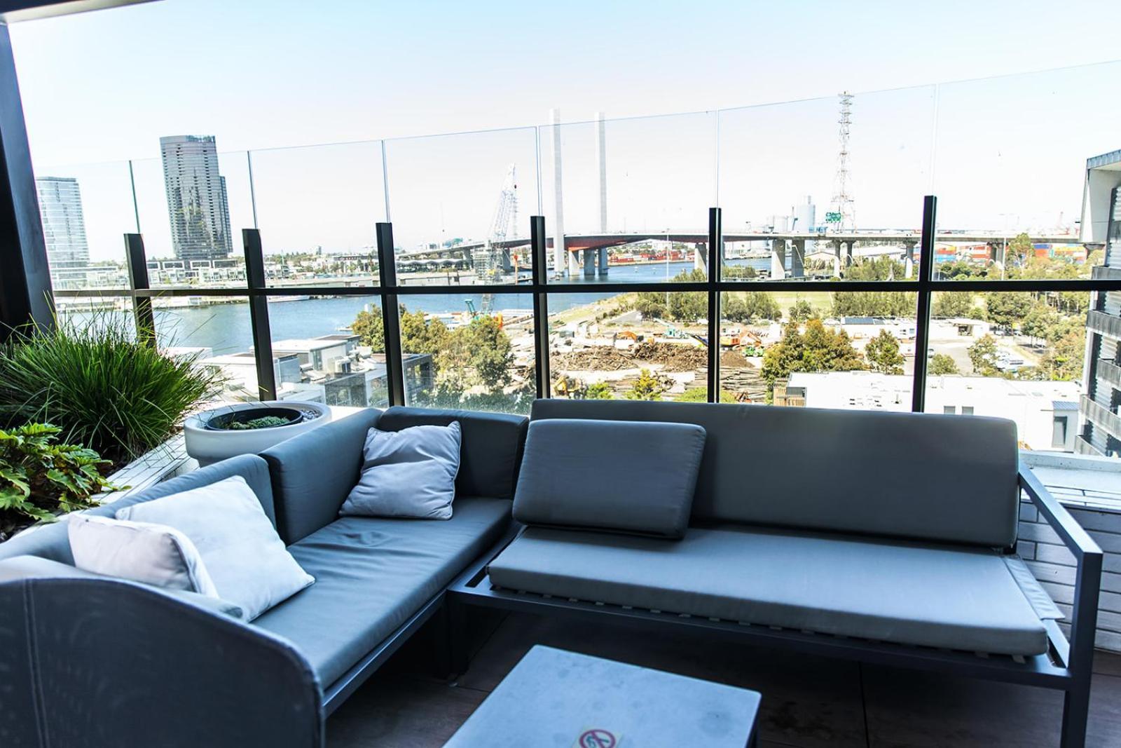 Pearl Waterfront Docklands Apartment Melbourne