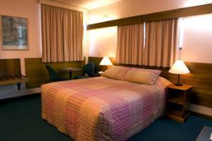 Atlantis 4*