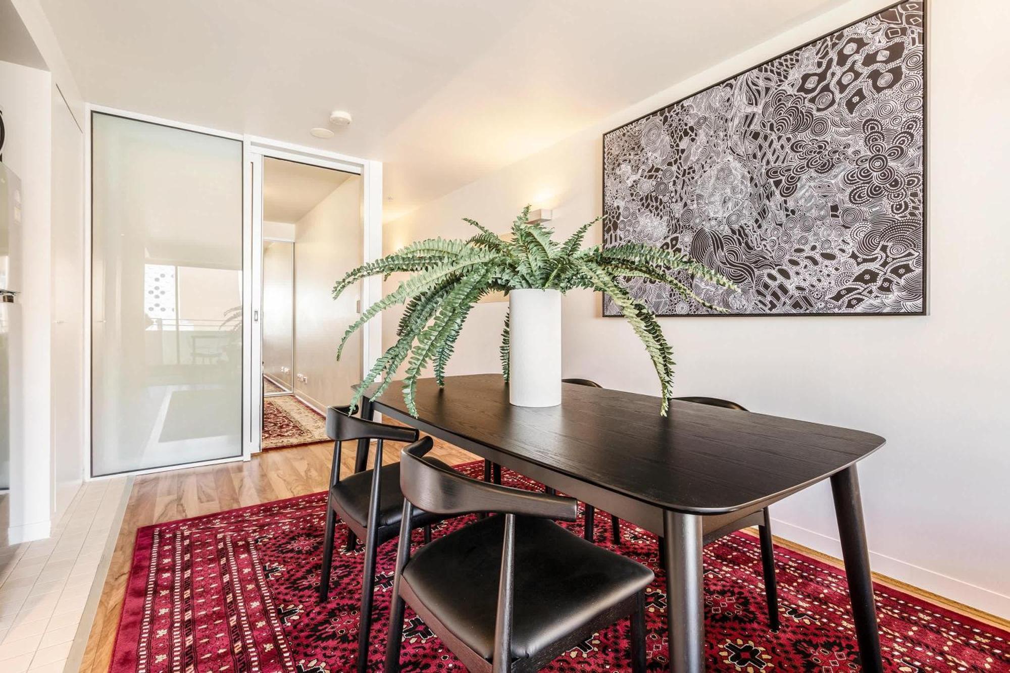 Vaquay Alkina In Hawthorn * Melbourne