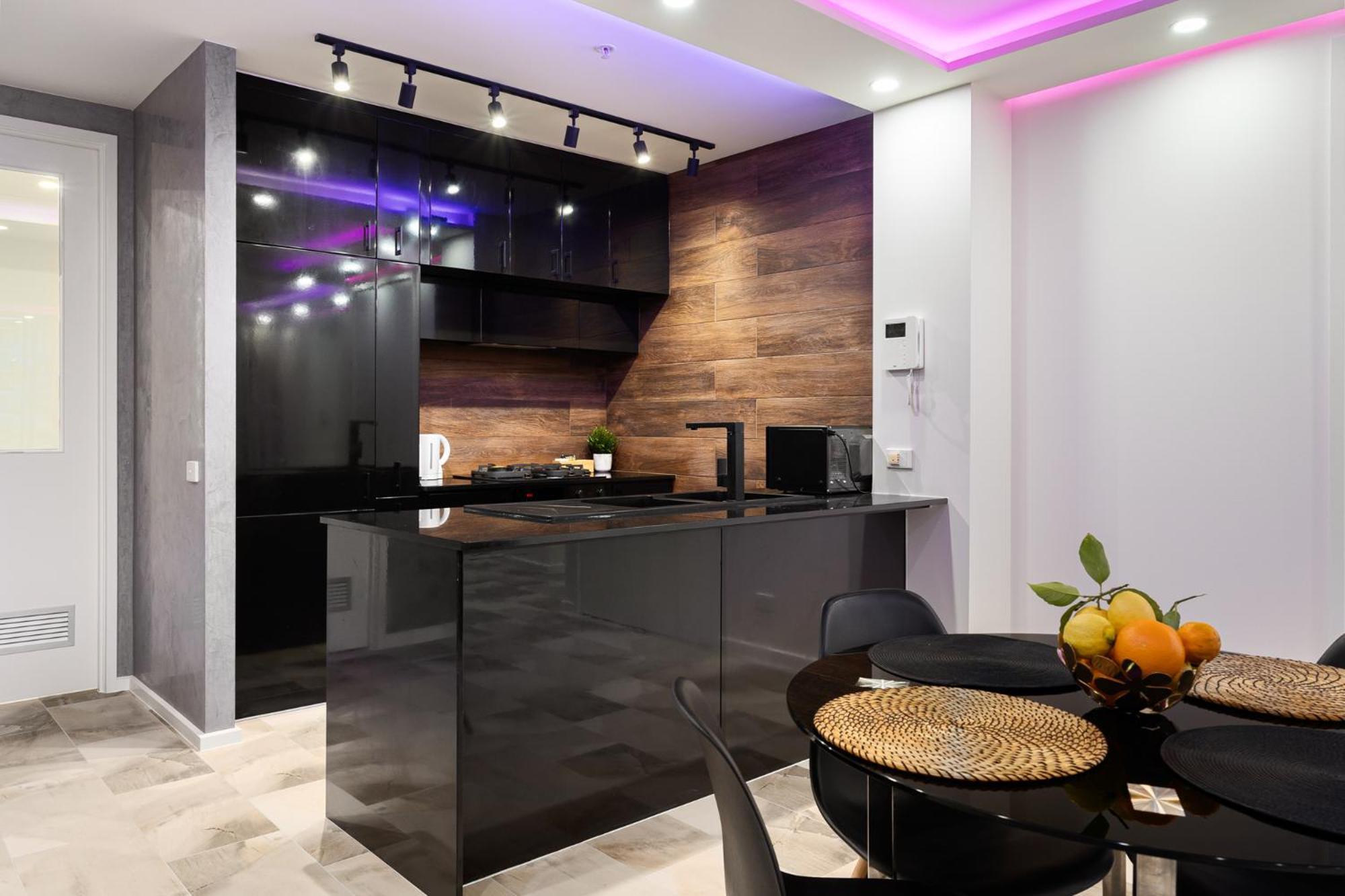 Luxury 3br For Up To 8 Guests Apartment *