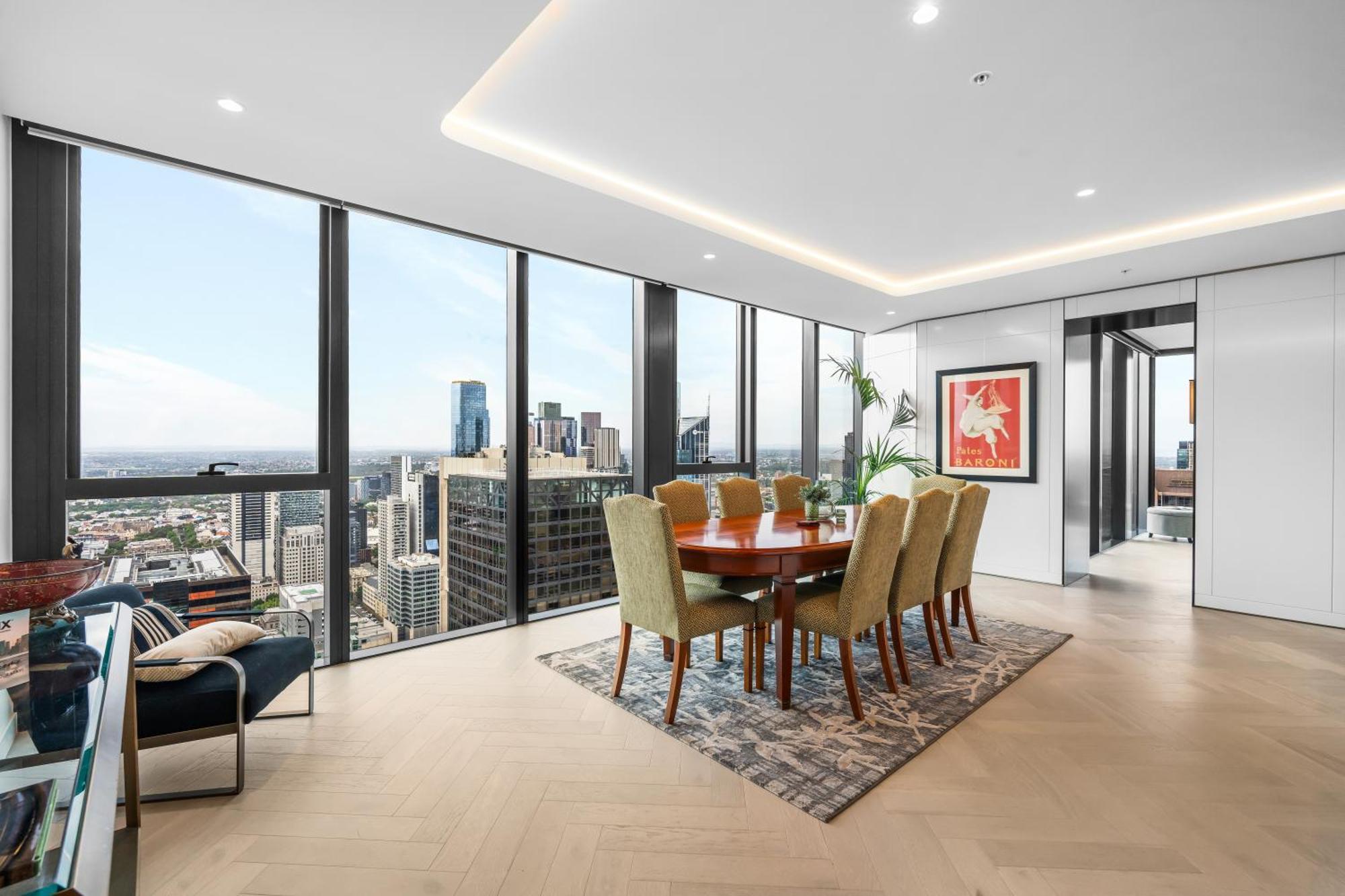 Collins House By Cllix Aparthotel 4*