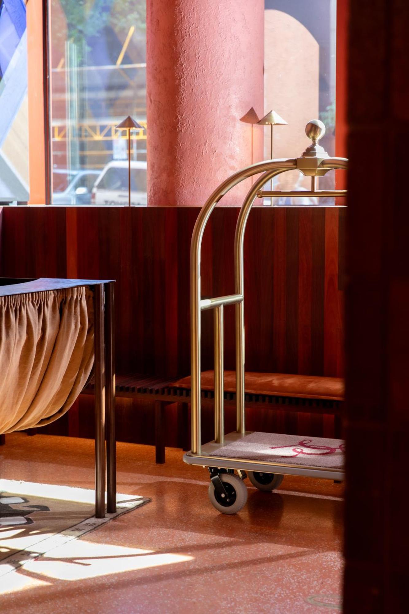 Place Hotel Melbourne