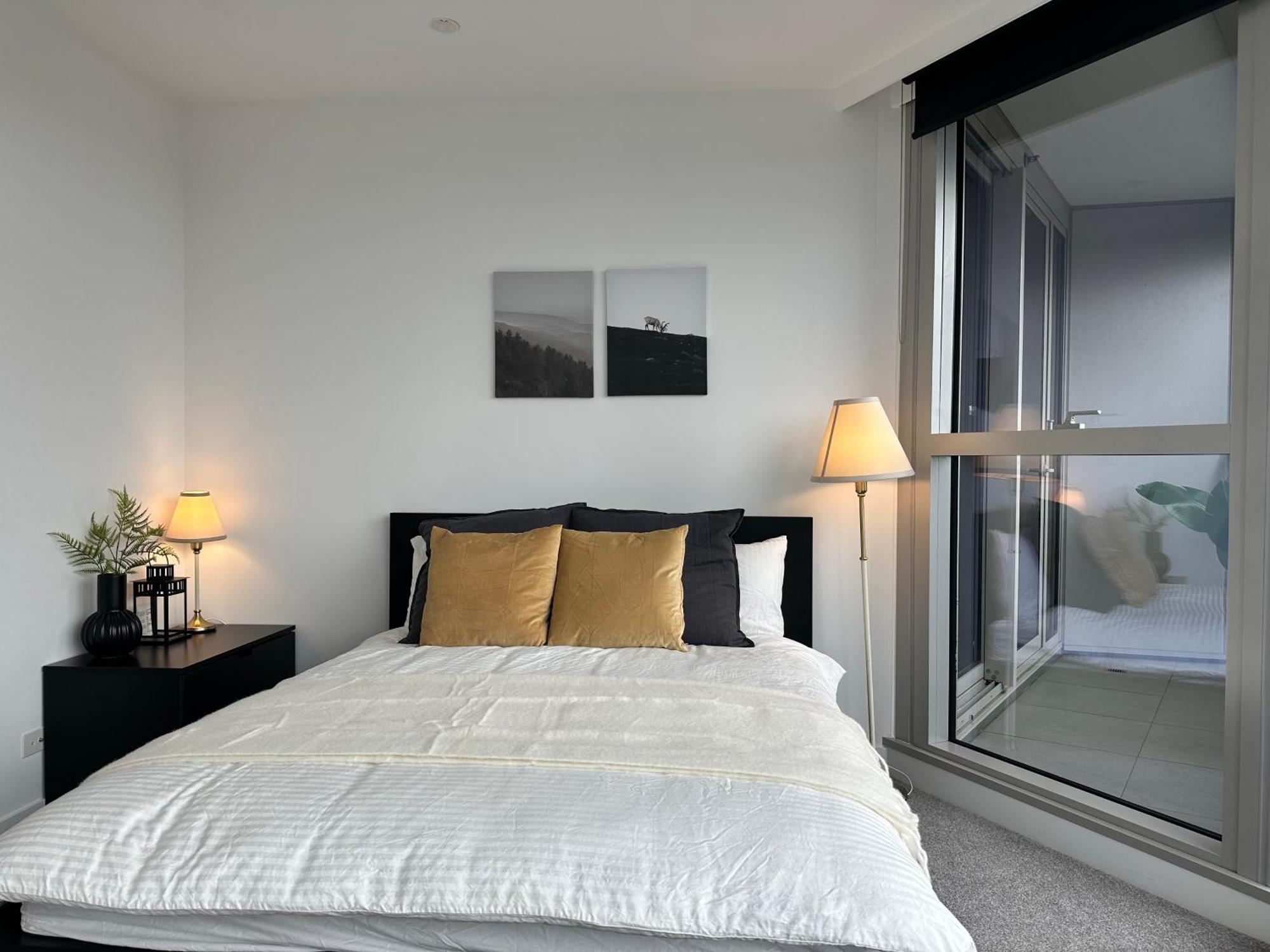 Southern Cross Luxe Retreat Apartment Melbourne