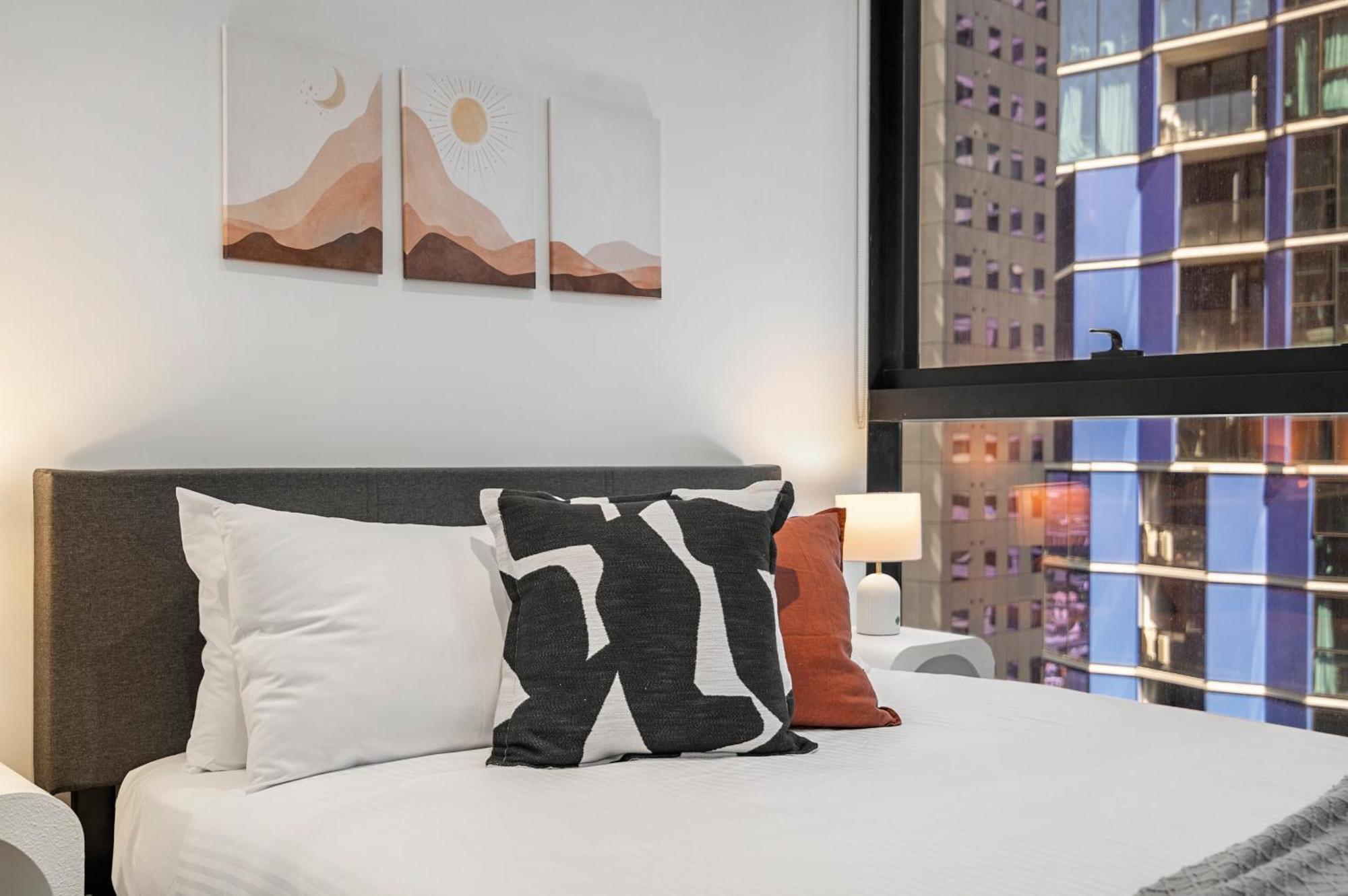 Stunning 2br In Melb Cbd With Pool And Gym * Melbourne