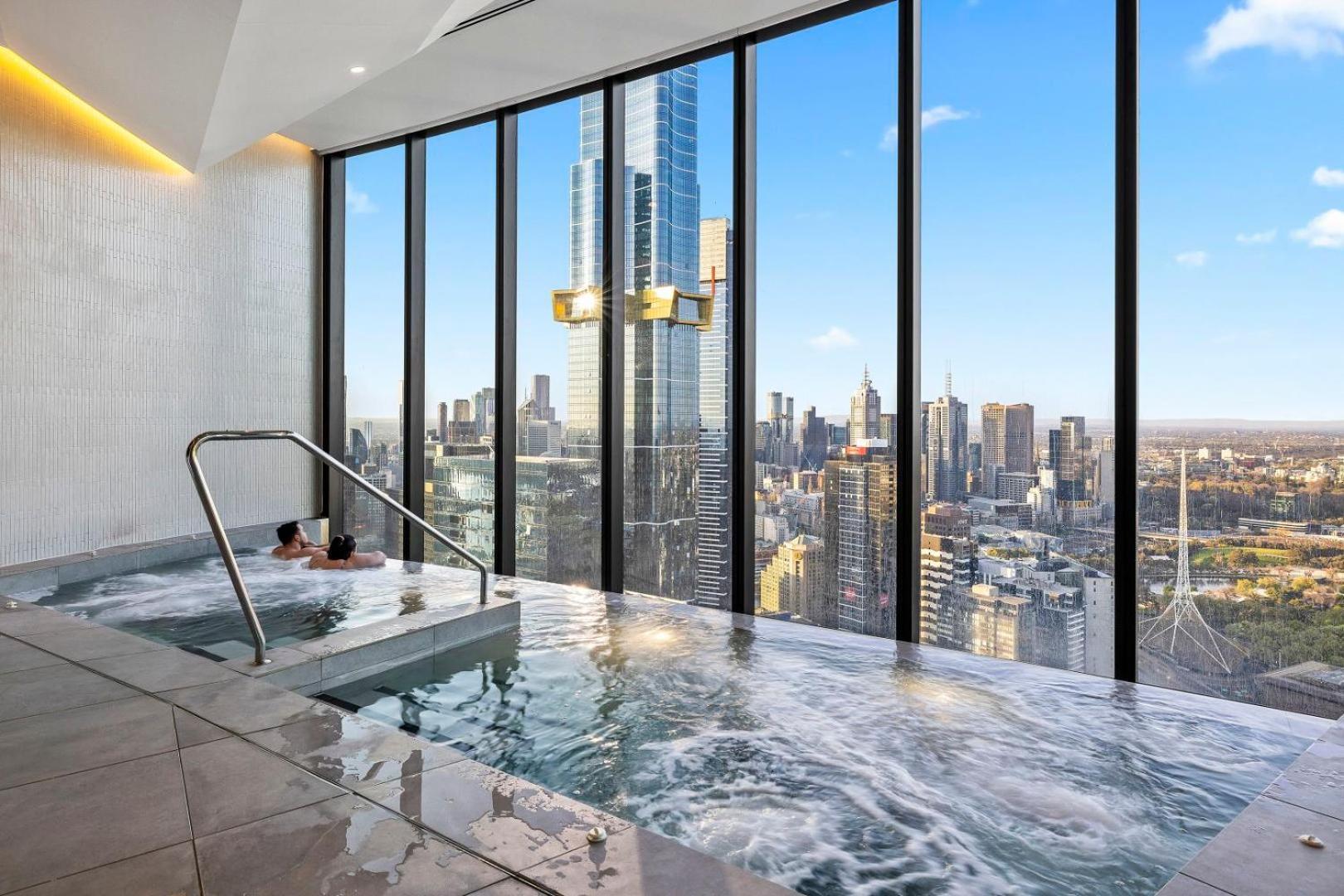 Apartment Stylish Southbank 2br With Bay Views, Pool And Gym Melbourne