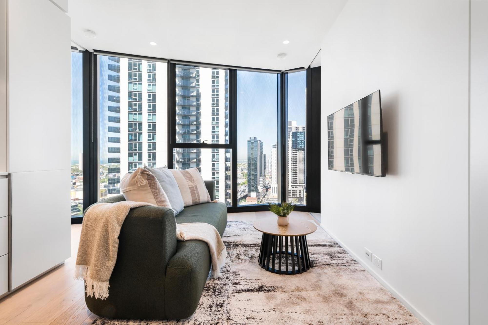 Stylish Southbank 2br With Bay Views, Pool And Gym Apartment *