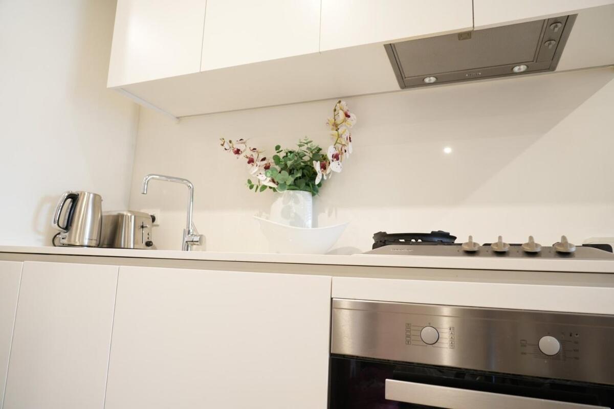 St Kilda Fitzroy St In Secure Luxury Building Apartment *