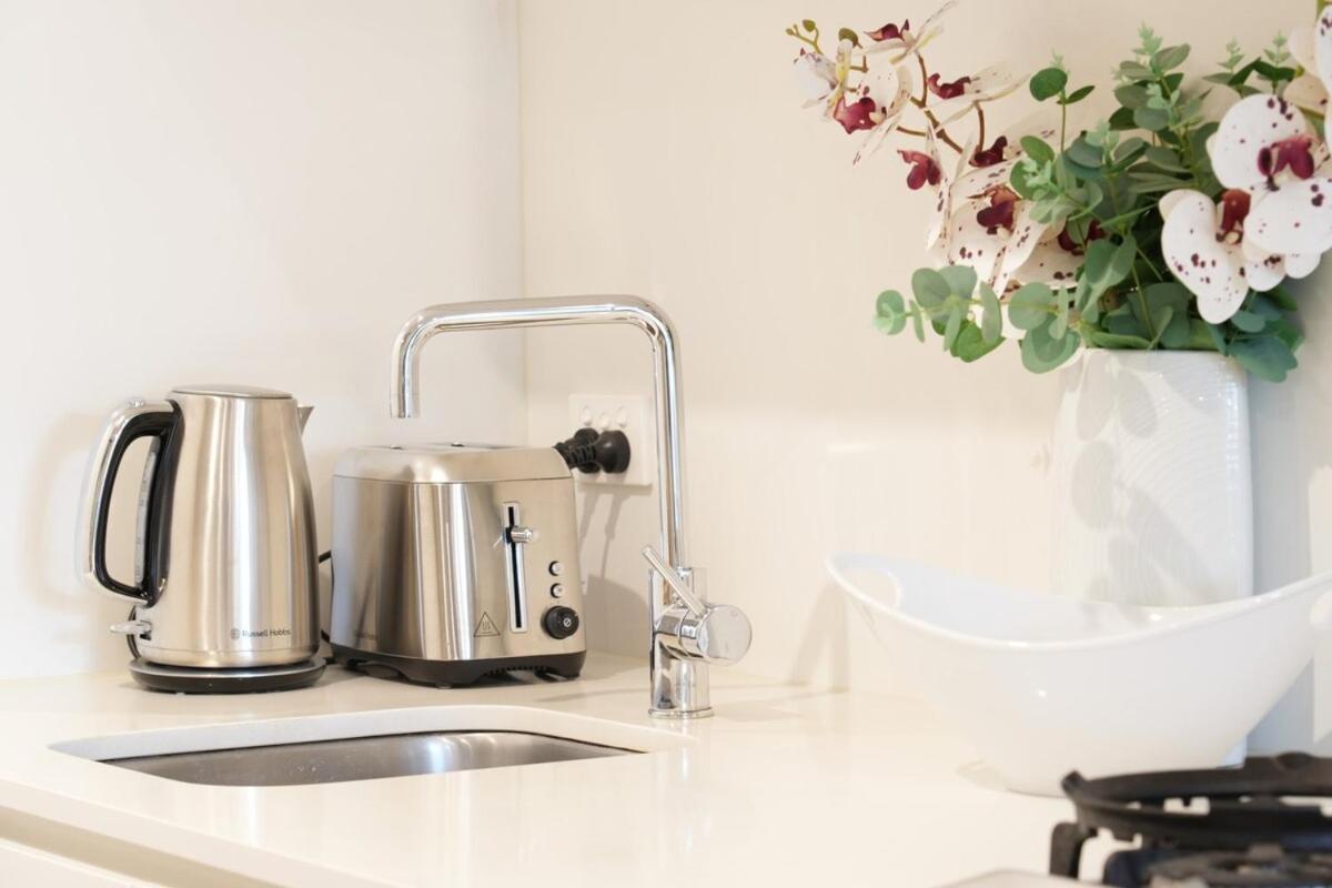 St Kilda Fitzroy St In Secure Luxury Building *