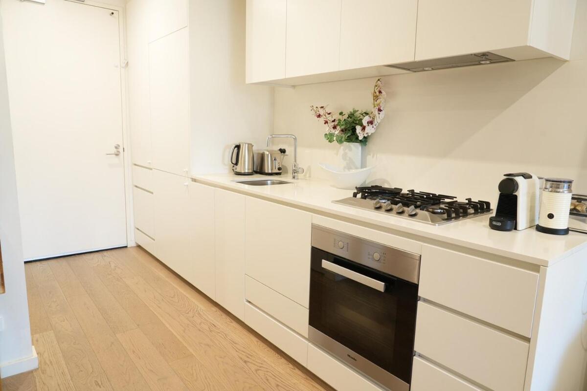 Apartment St Kilda Fitzroy St In Secure Luxury Building