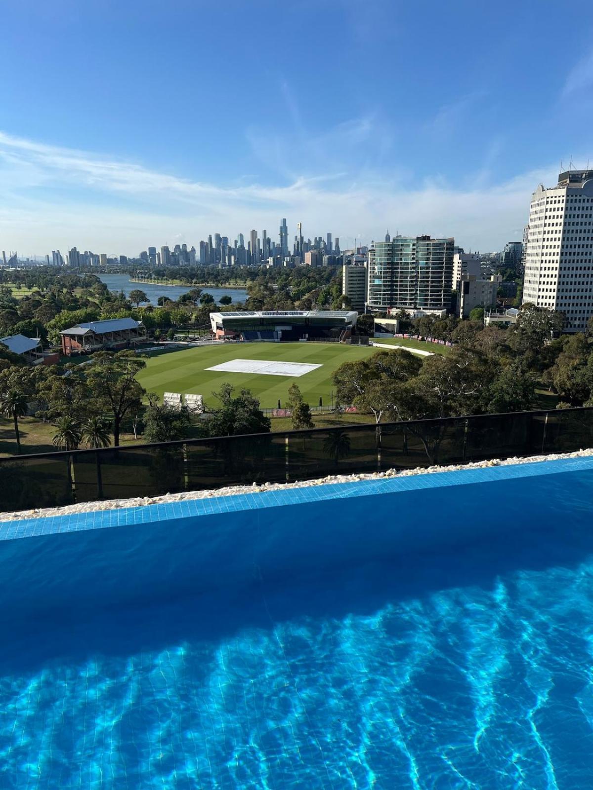 St Kilda Fitzroy St In Secure Luxury Building Melbourne