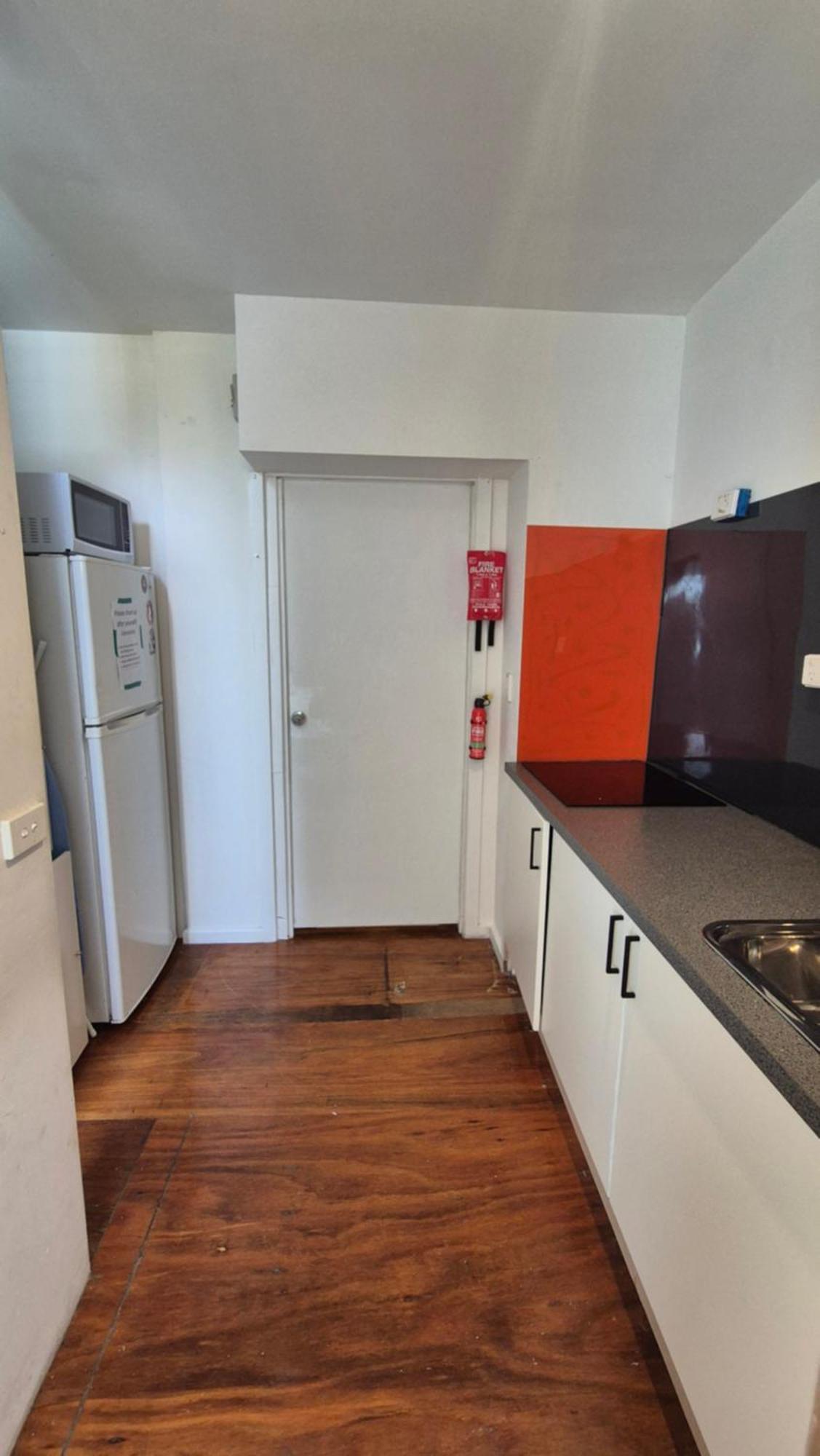 Cbd- Private #a0 Freetramzone Guest house