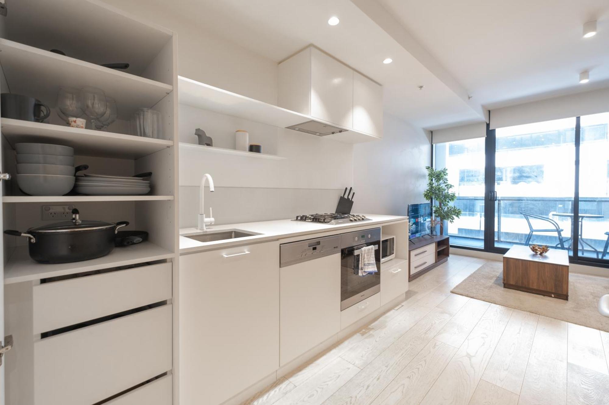 Signature South Yarra Style 2br2bafree Parking Melbourne