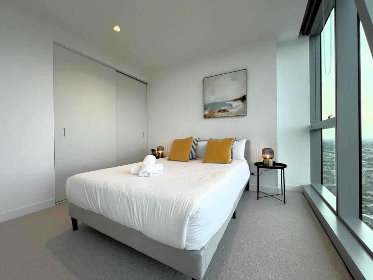 Apartment 2 Bedroom 2 Bath, Southern Cross, Flagstaff, Lvl 65 Melbourne