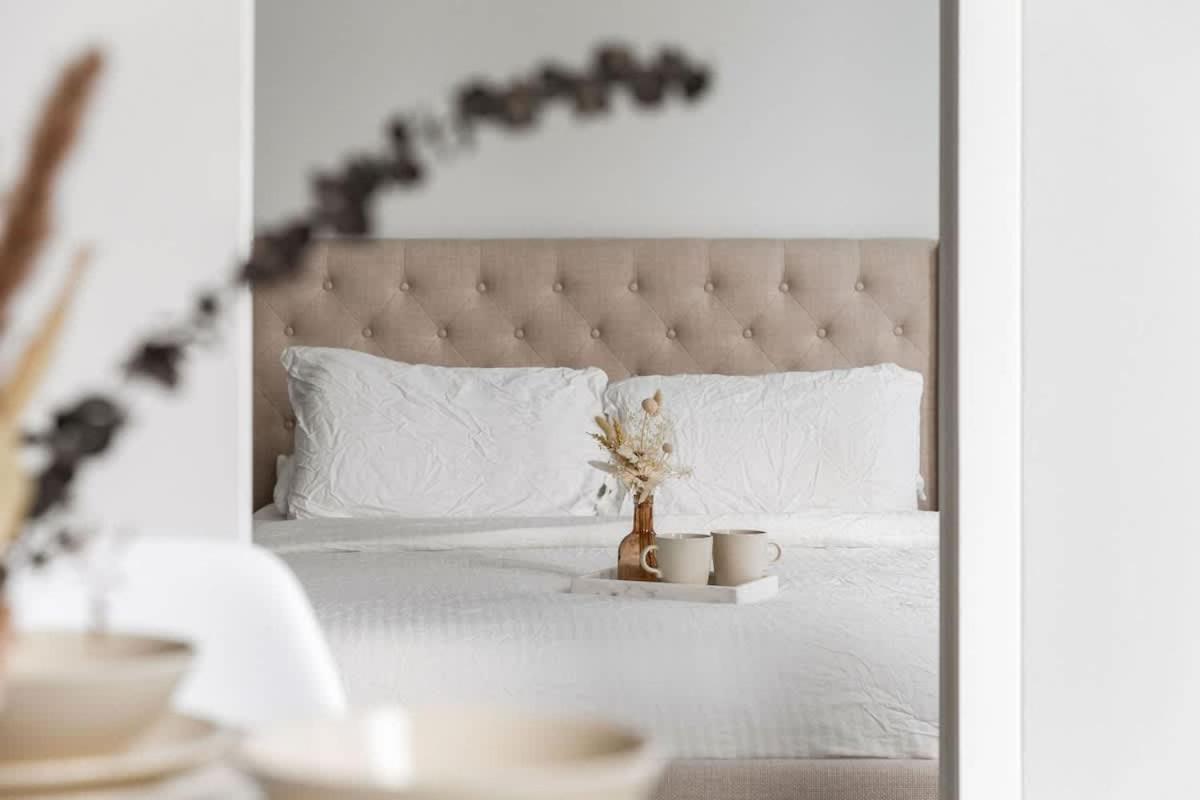 Luxury 2br Opposite Southern Cross Apartment Melbourne