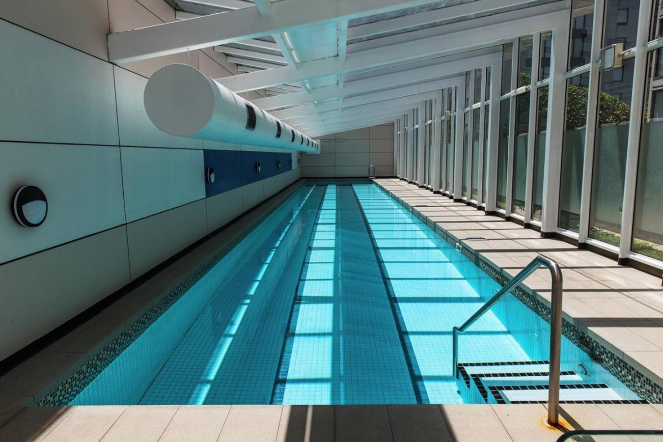Cleo, Indoor Pool And Gym. Location Apartment