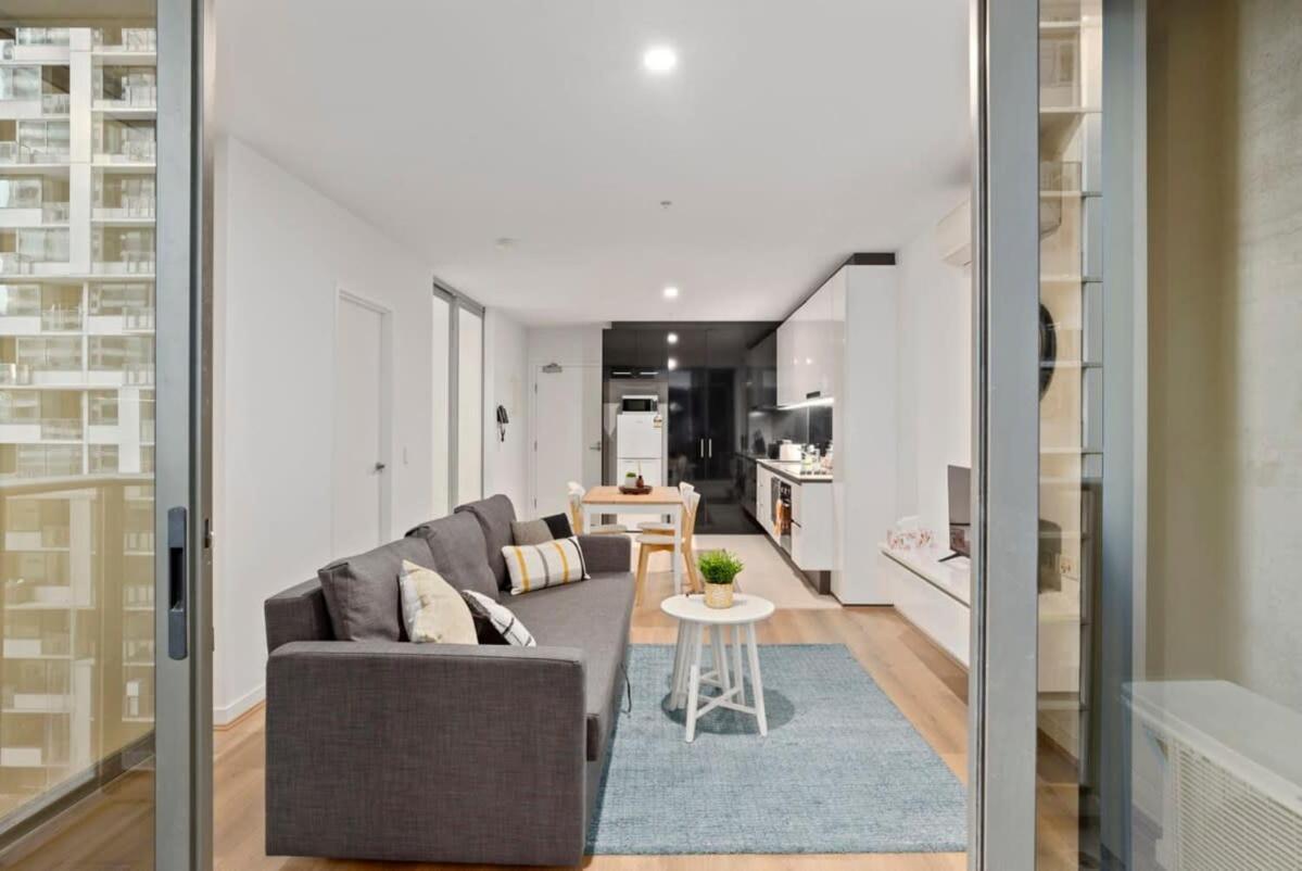 Apartment Charming 2br With Free Parking *