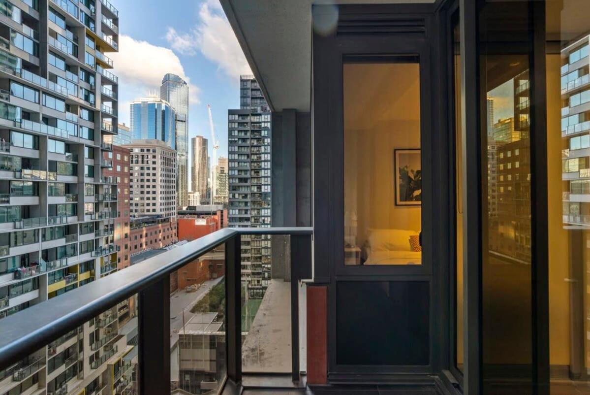 Apartment Charming 2br With Free Parking