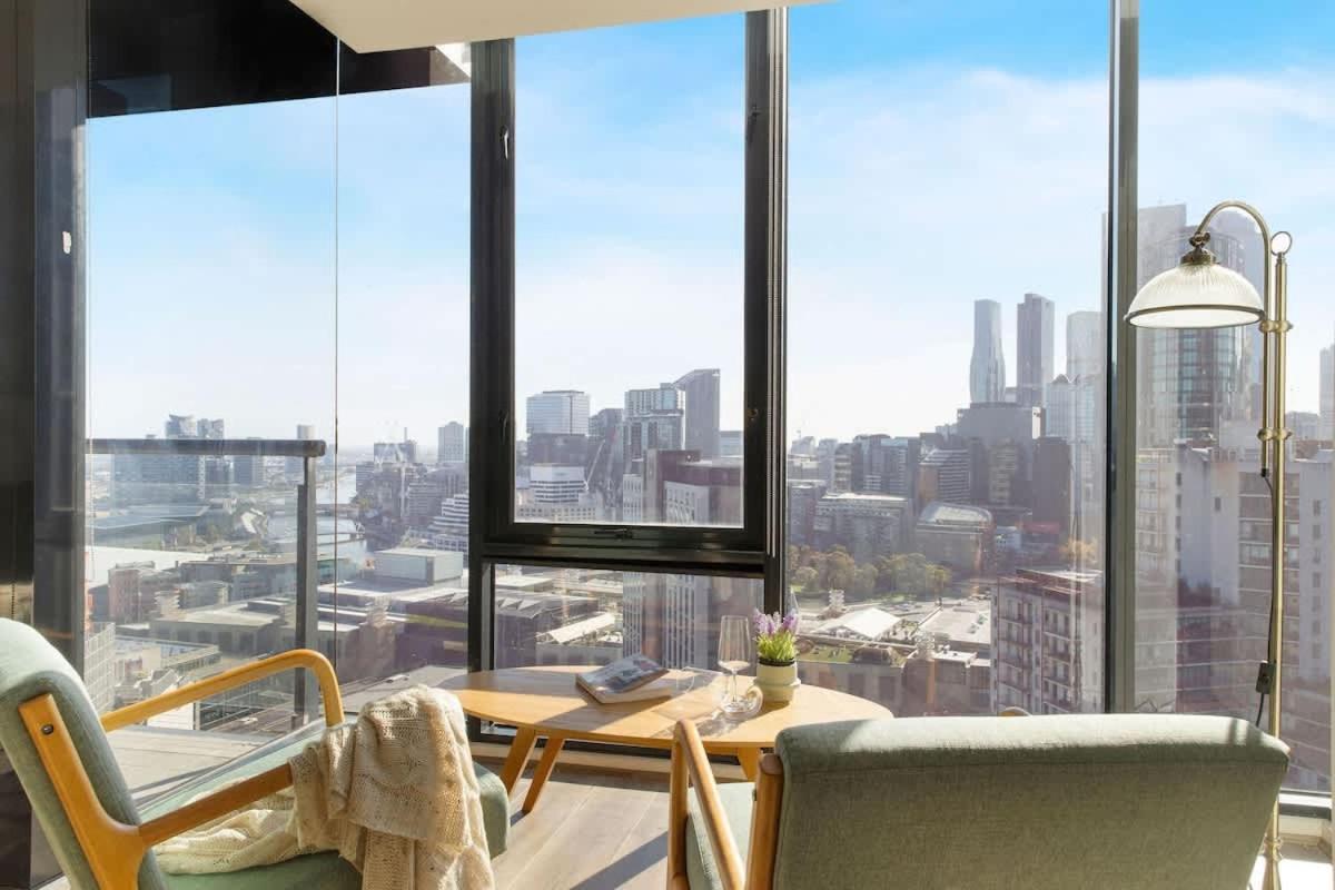 Spacious 3br Near Crown Sleeps 11 Free Parking Melbourne