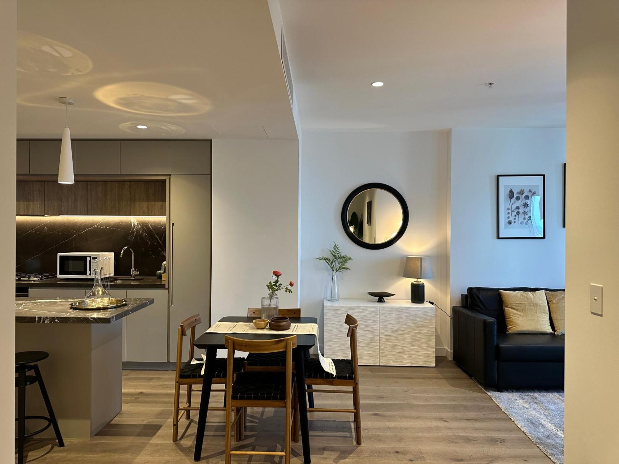 Ritz Grand Retreat * Melbourne
