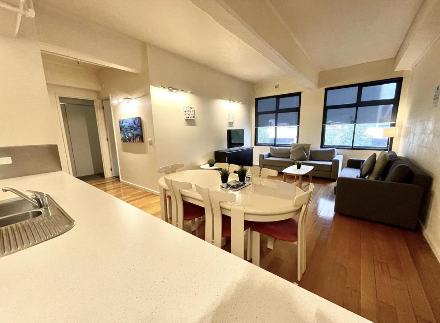 Readyset On King Apartment *