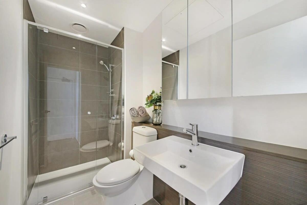 Apartment A Lux 2br With Views Near Southern Cross Melbourne