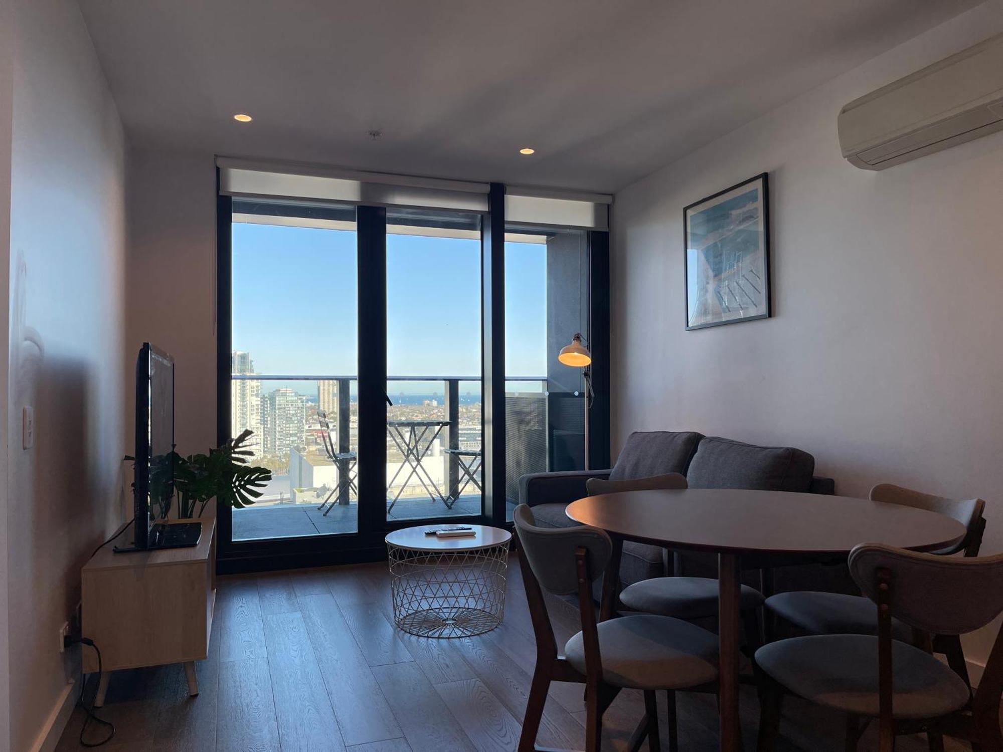 Rest Collection At Quarter Apartment *