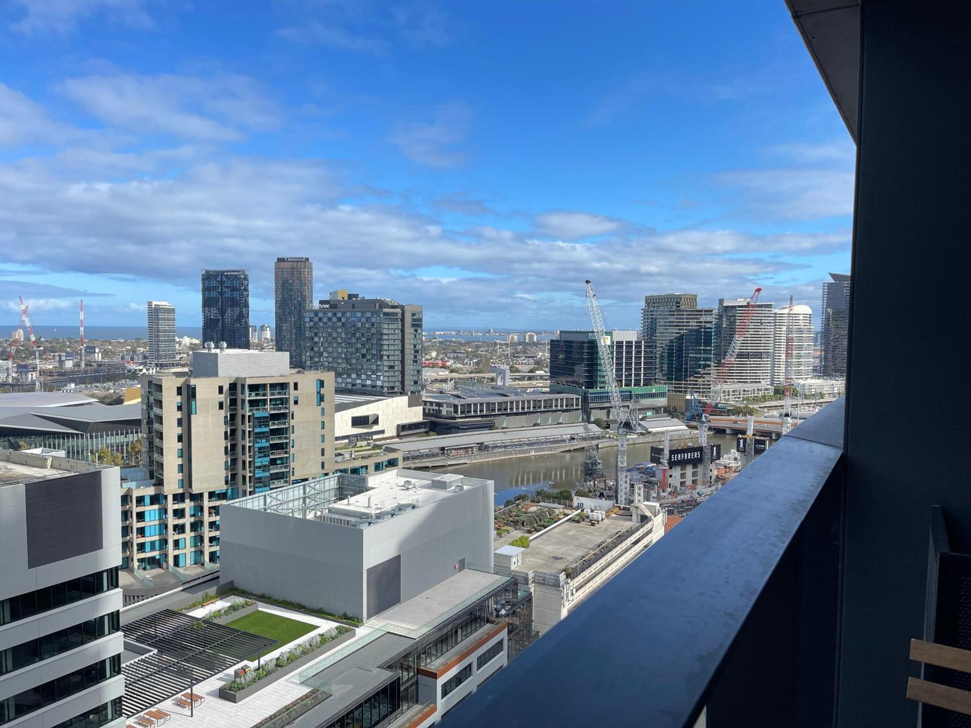 Apartment Rest Collection At Quarter Melbourne