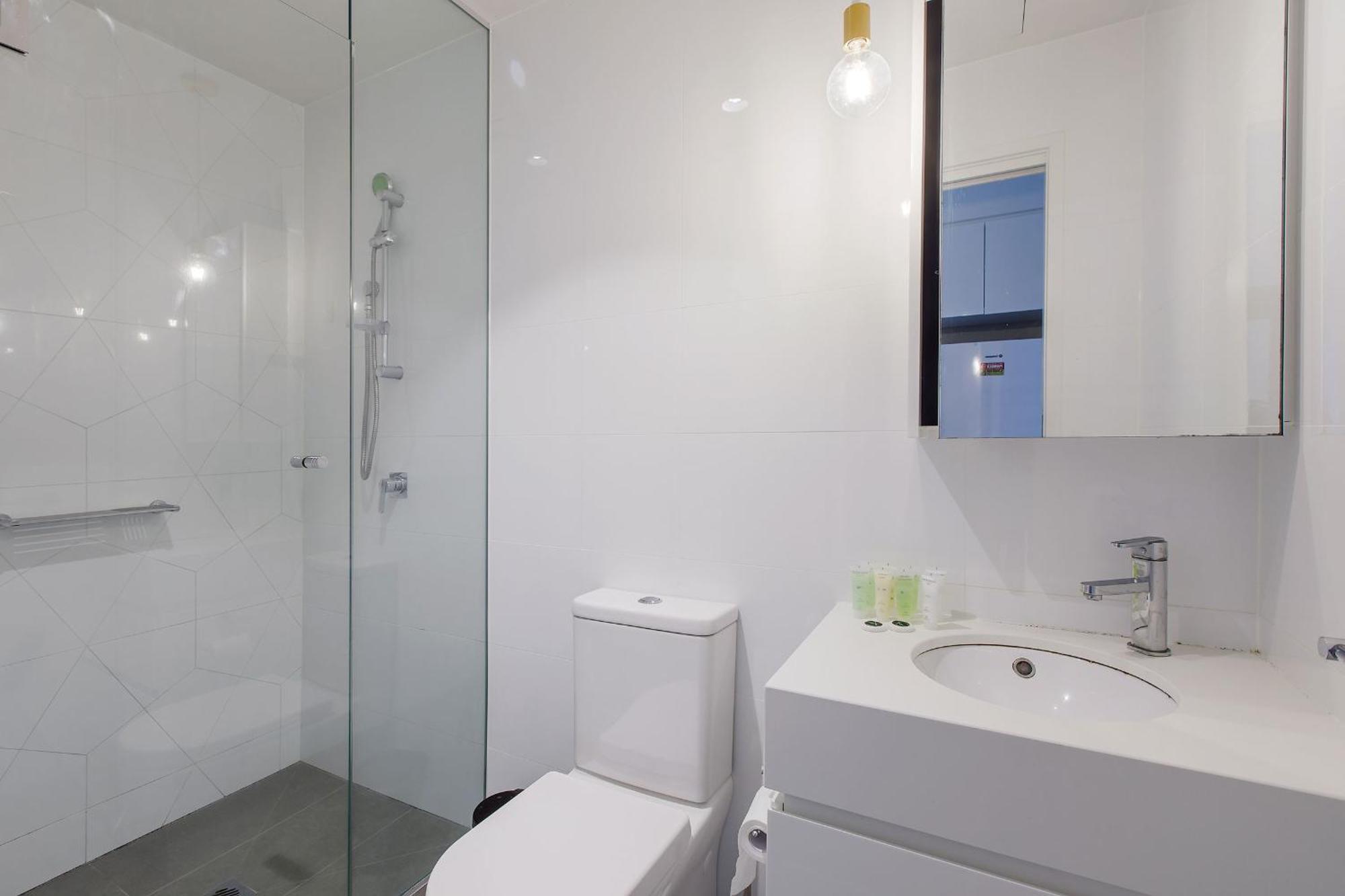 Apartment Stunning Floor Views 2br Gem, Cbd Melbourne