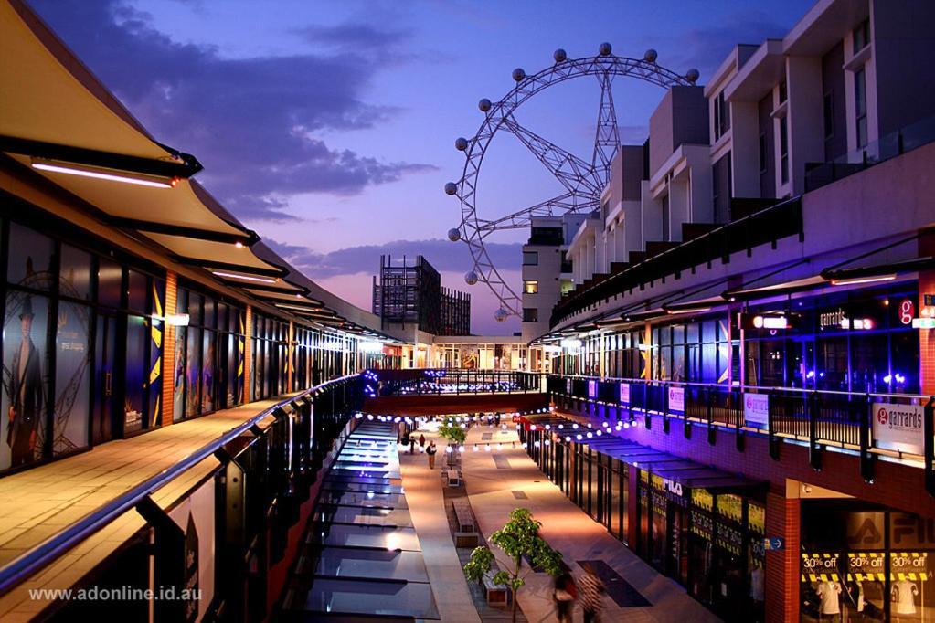 Apartment Waterfront View Luxury Escape 3br Pool, Sauna, Gym Melbourne