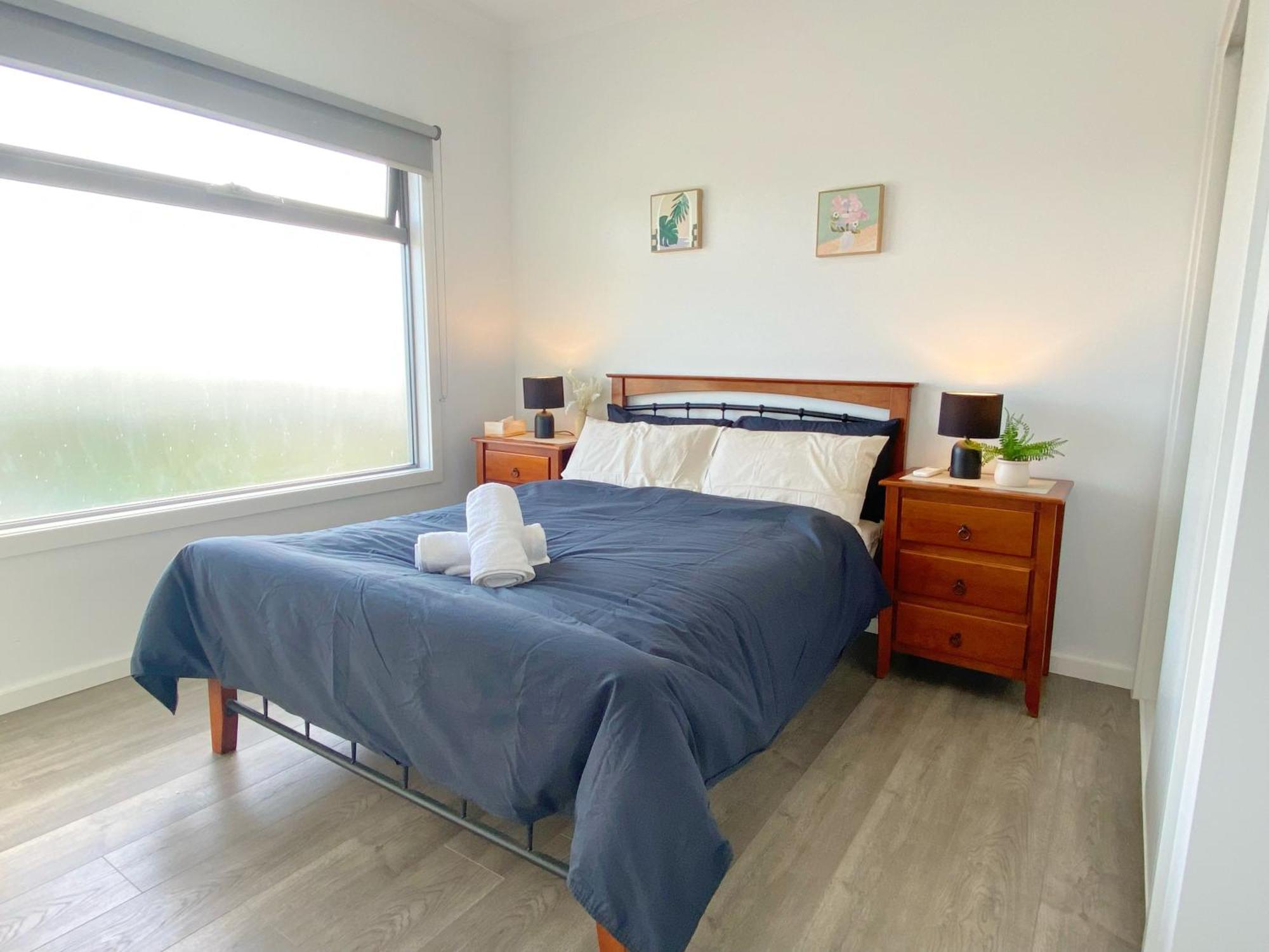 Quiet Cozy Townhouse 6 Mins To Airport And Shoping Mail Melbourne
