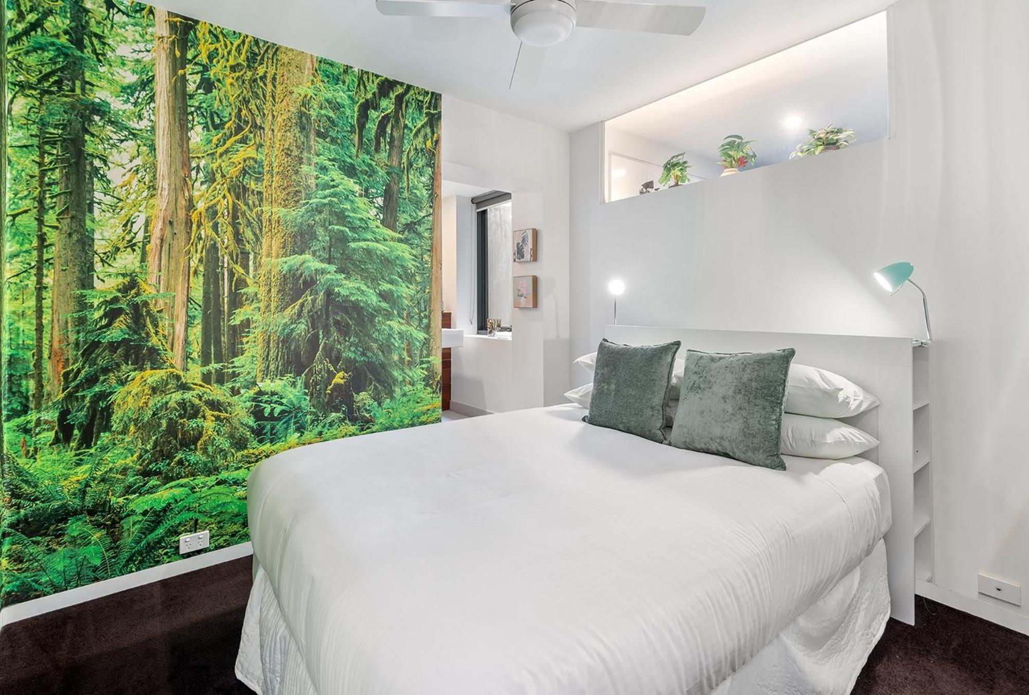 Stylish 2-bed In
