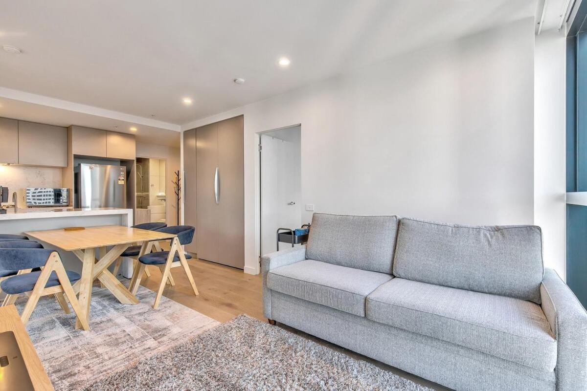 3br 2ba Chic With Parking Apartment *