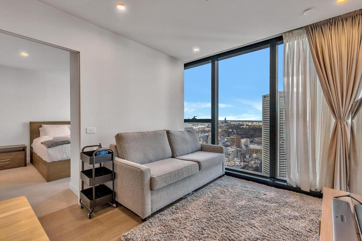 3br 2ba Chic With Parking Melbourne