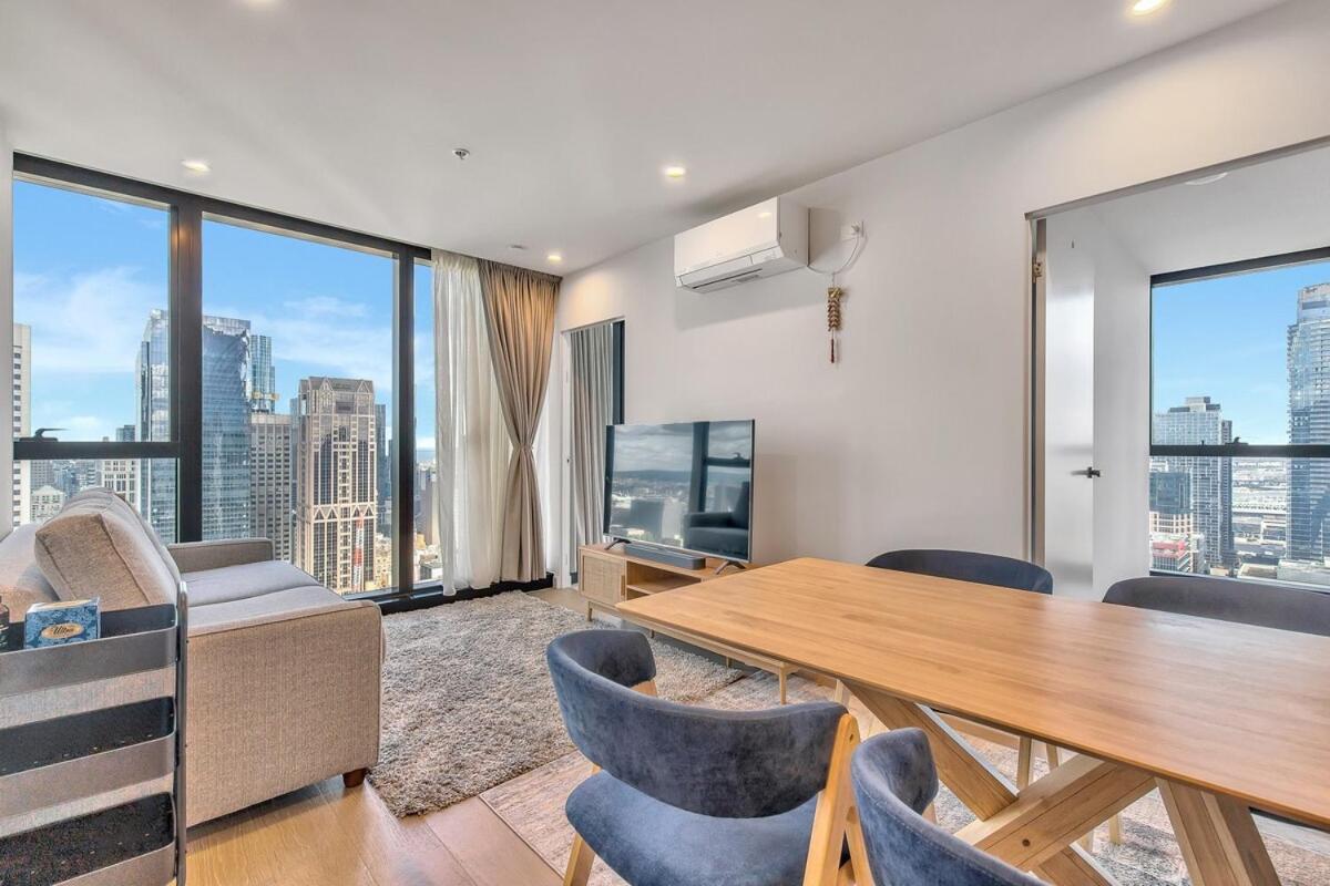 Apartment 3br 2ba Chic With Parking Melbourne