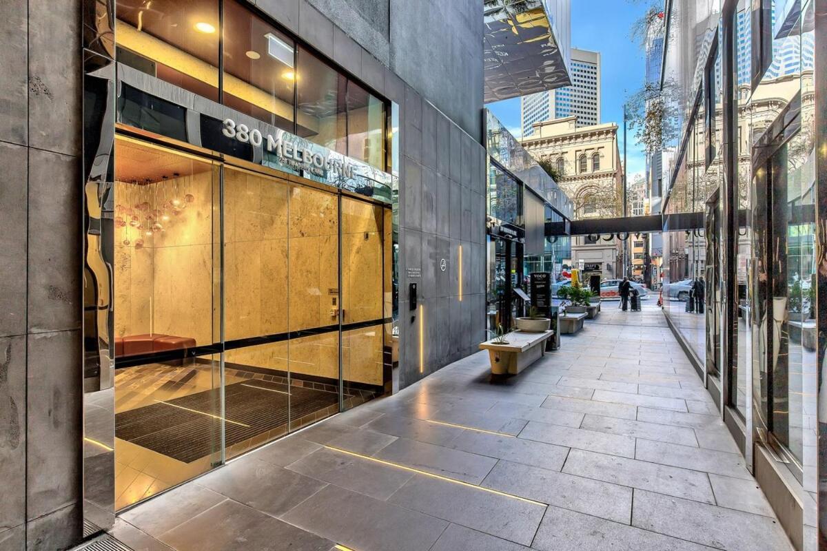 3br 2ba Chic With Parking Melbourne