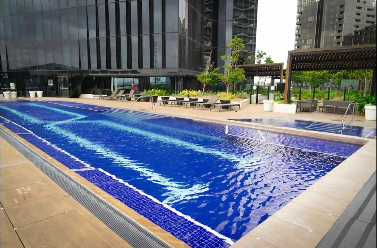 Apartment Mt1012 - 1 Bedroom Docklands Delight, Stunning Melbourne