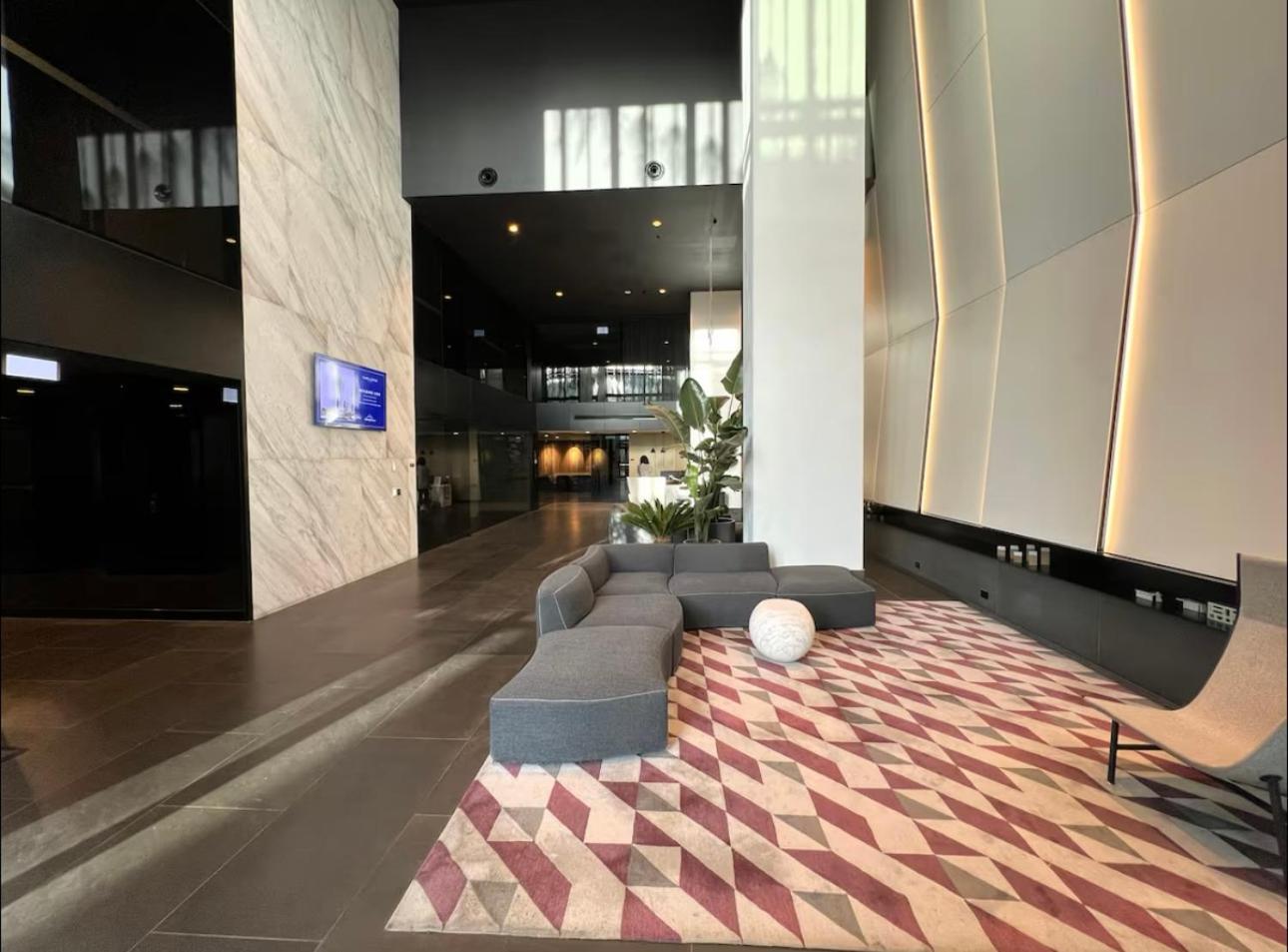 Mt1012 - 1 Bedroom Docklands Delight, Stunning Apartment Melbourne