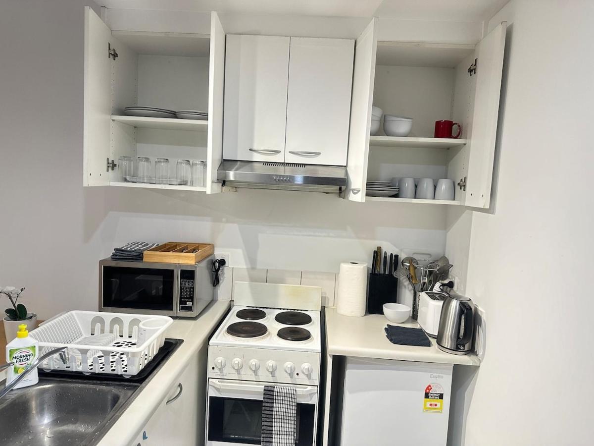 Apartment Charming Retreat Lonsdale Street
