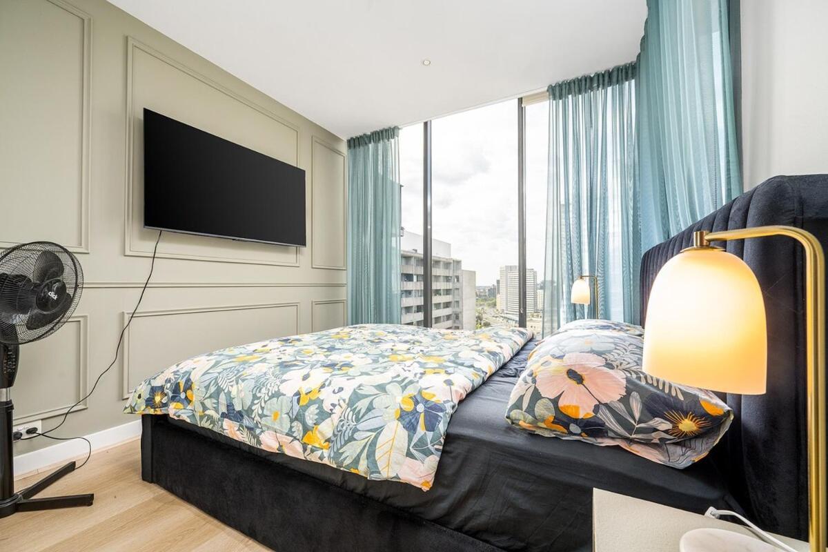 Luxe Southbank Retreat Free Car Park, Pool, Sauna *