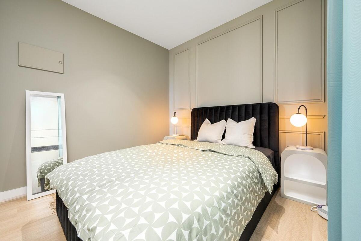 Luxe Southbank Retreat Free Car Park, Pool, Sauna Apartment *