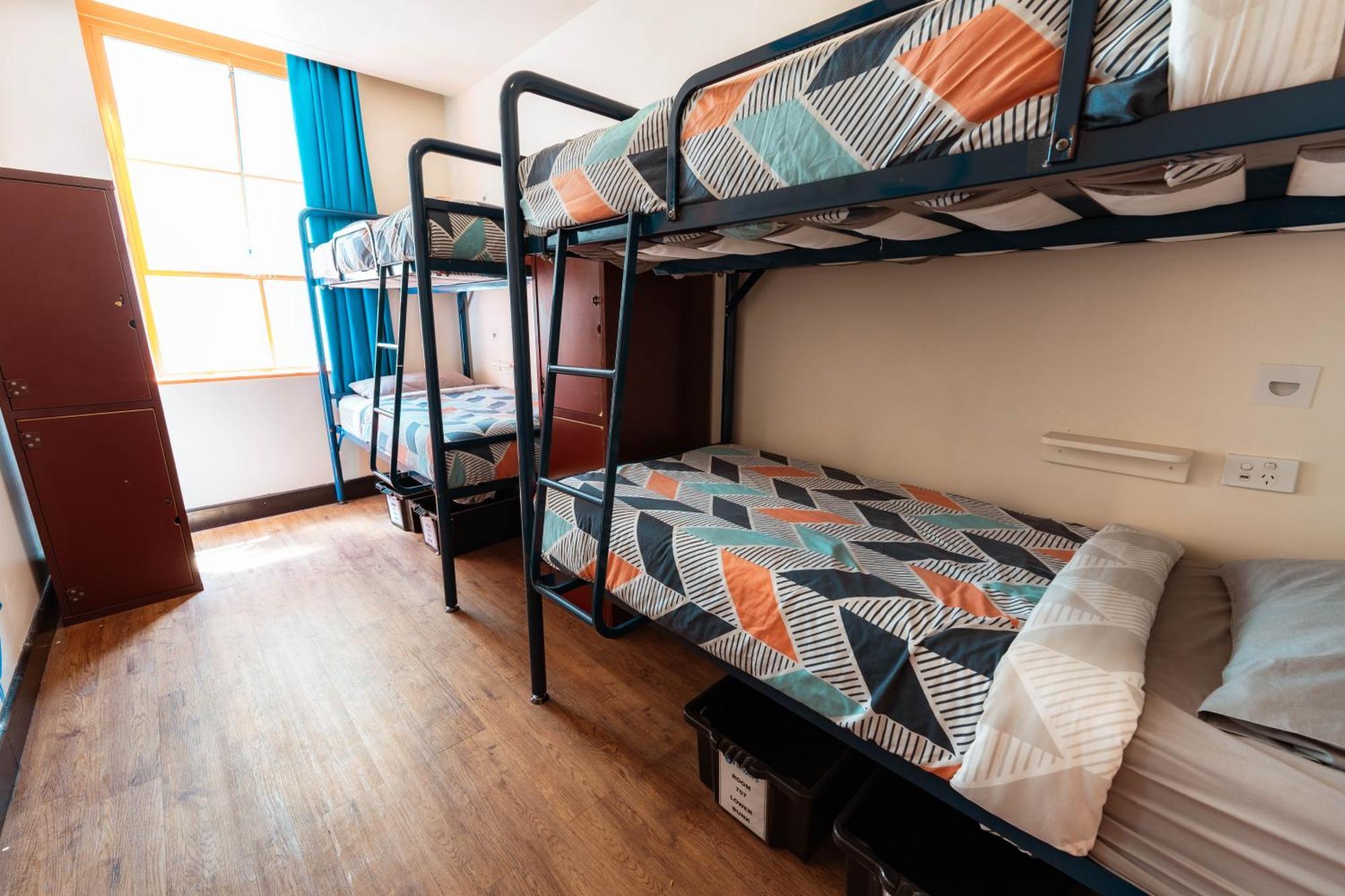 Hostel Flinders Backpackers *