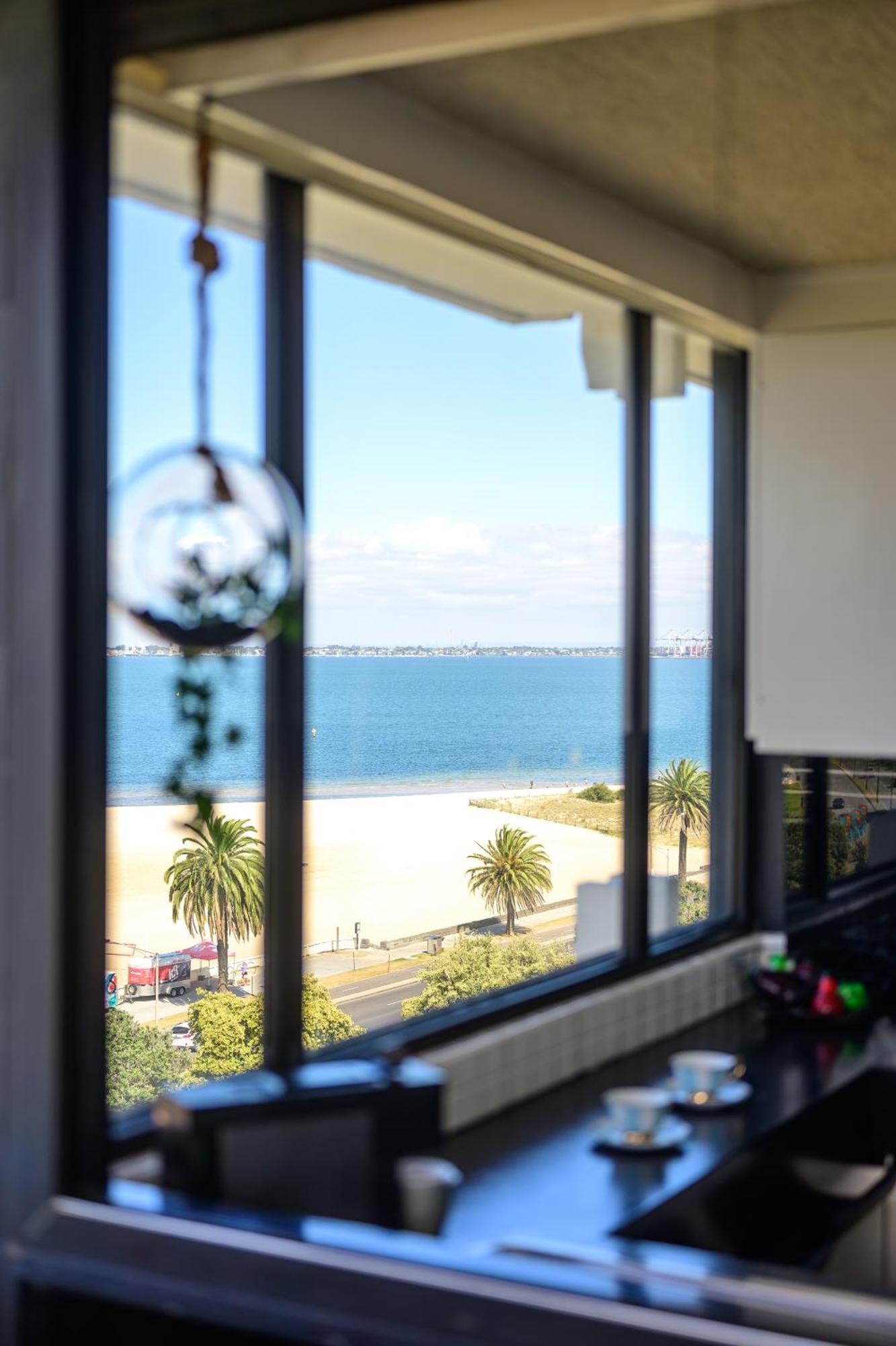 Jade - St Kilda Views Apartment *