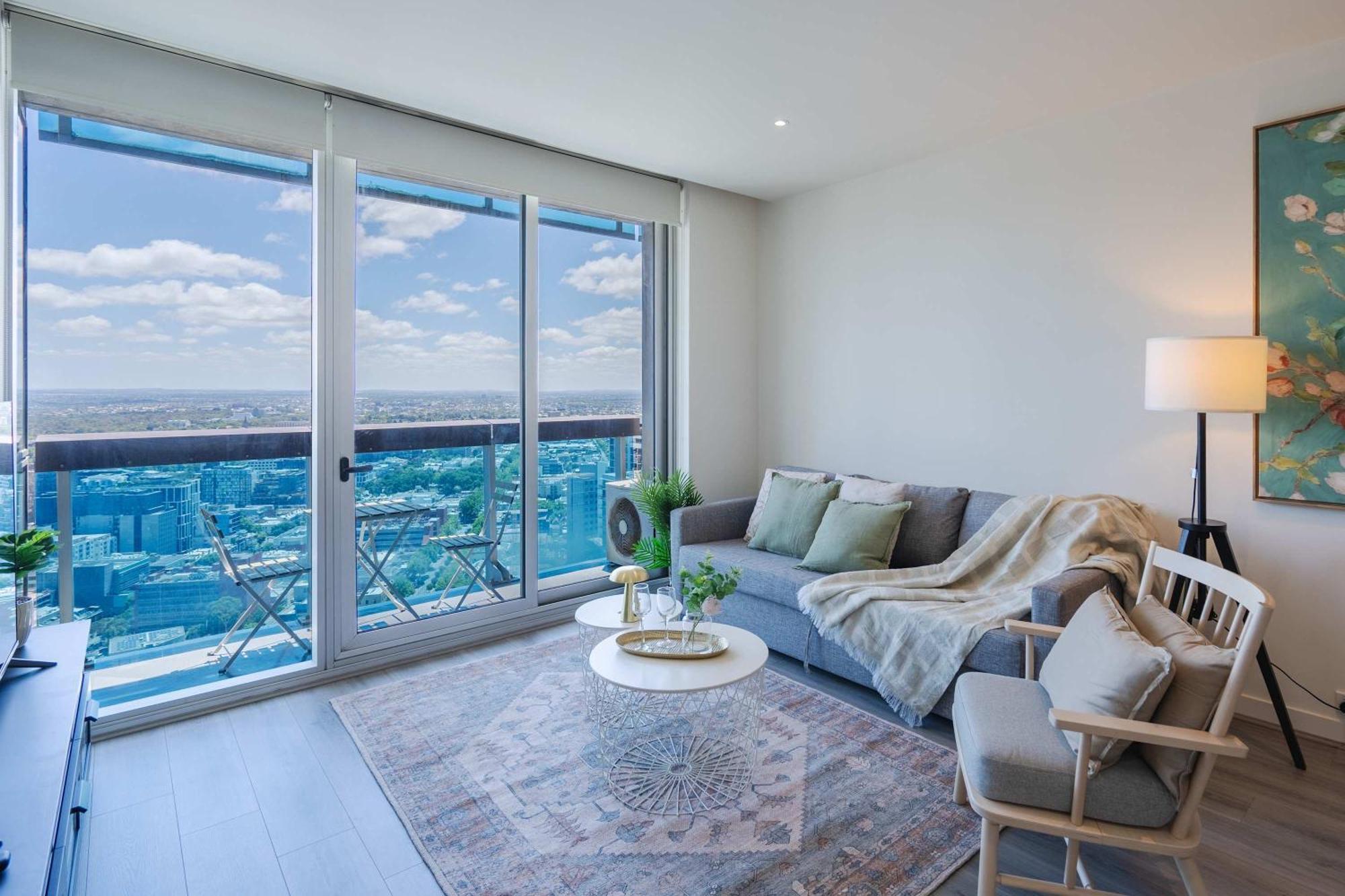 Modern 2b With Free Parking In Cbd Apartment