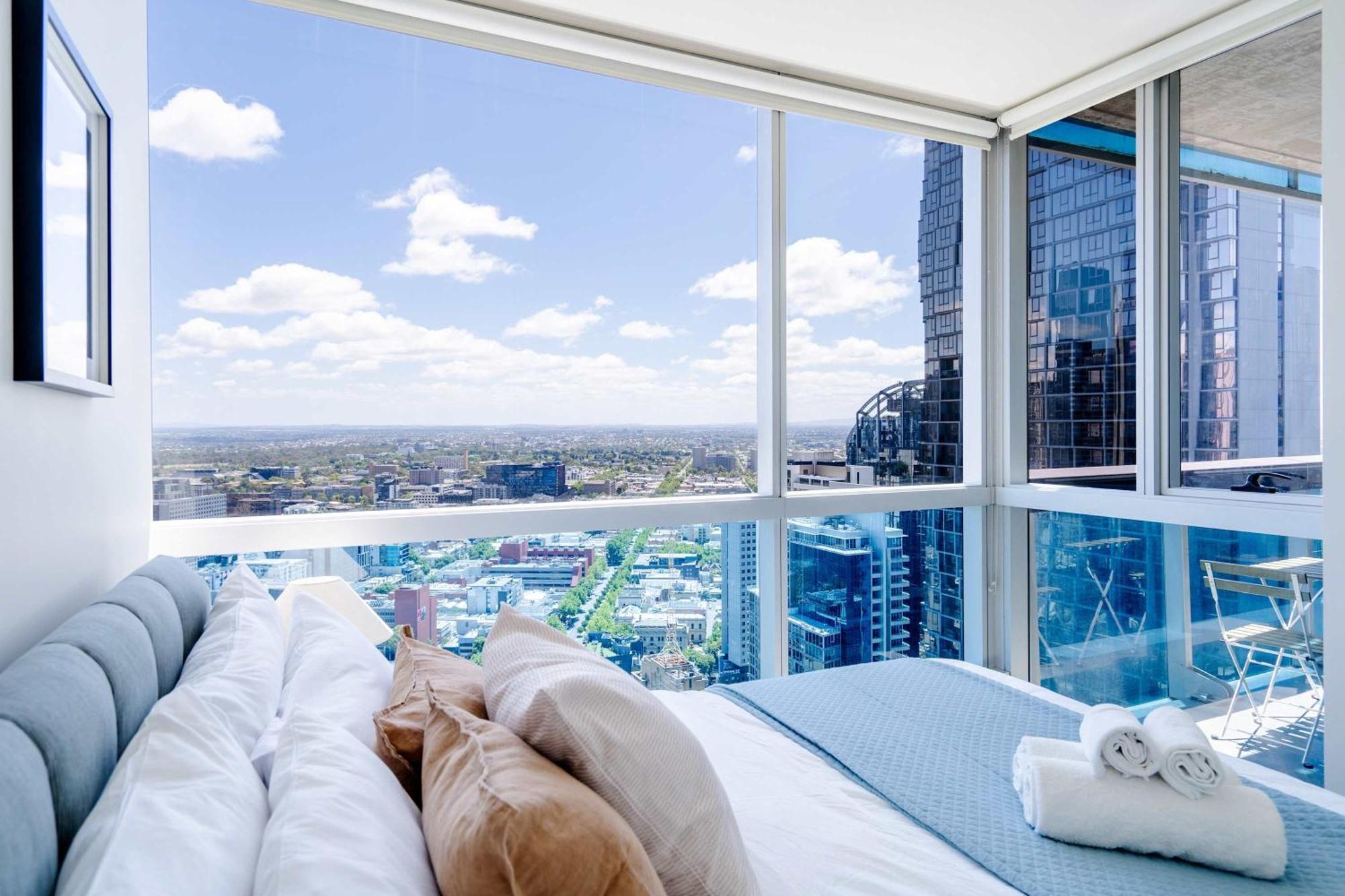 Modern 2b With Free Parking In Cbd Apartment *