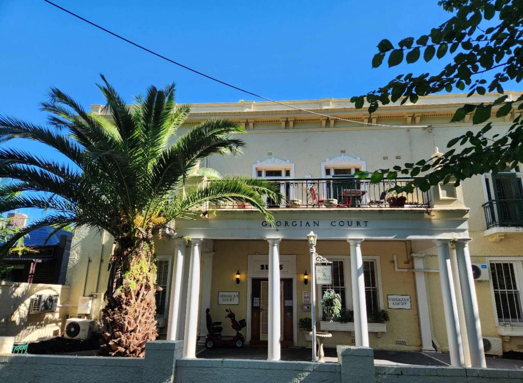 Bed & Breakfast Georgian Court Melbourne